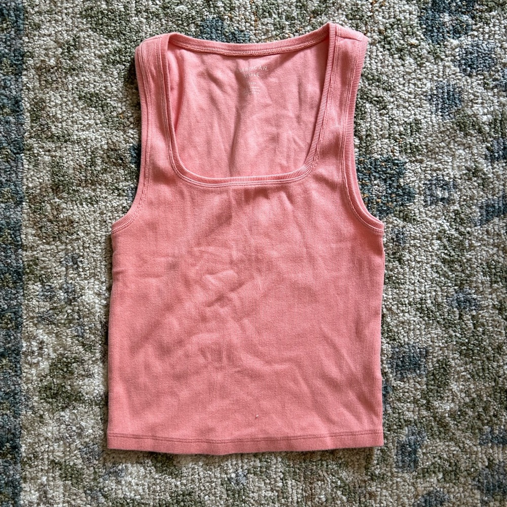 american eagle cropped tank top